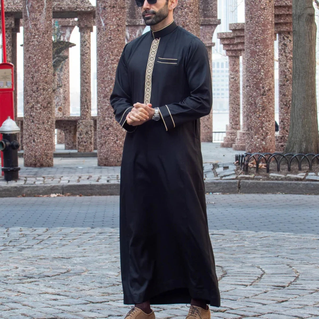 Men’s Decorative Stand-Collar Thobe with Chest Pocket