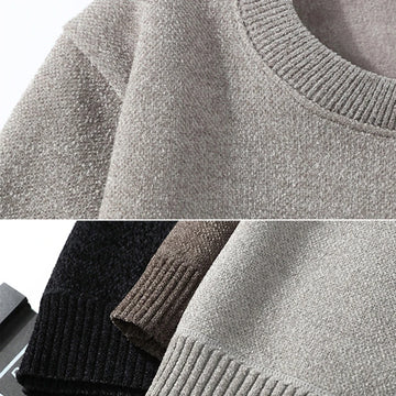 Men’s Textured Crew-Neck Jumper with Chest Emblem