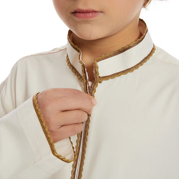 Boys’ Stand-Collar Thobe with Contrast Trim