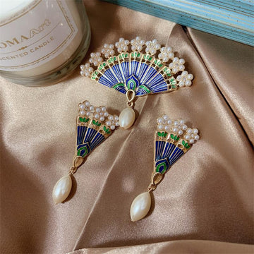 Vintage Fan Brooch